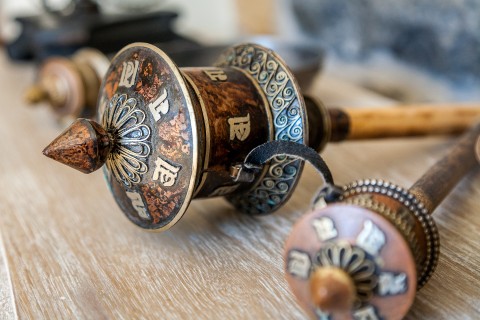 Short-term vs Long-term Study Abroad Programs