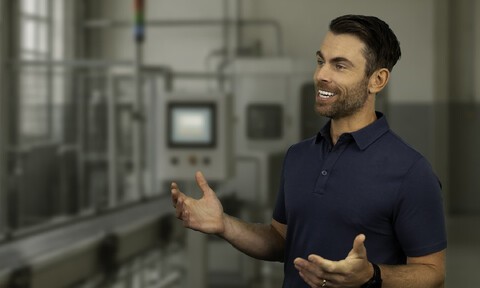 Digital Literacy and AI Awareness for Production Workers