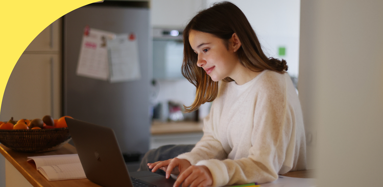 How to Write LinkedIn End of Internship Posts (Examples Included 